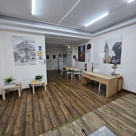 Albergue Turistico La Peregrina Oviédo Exterior foto